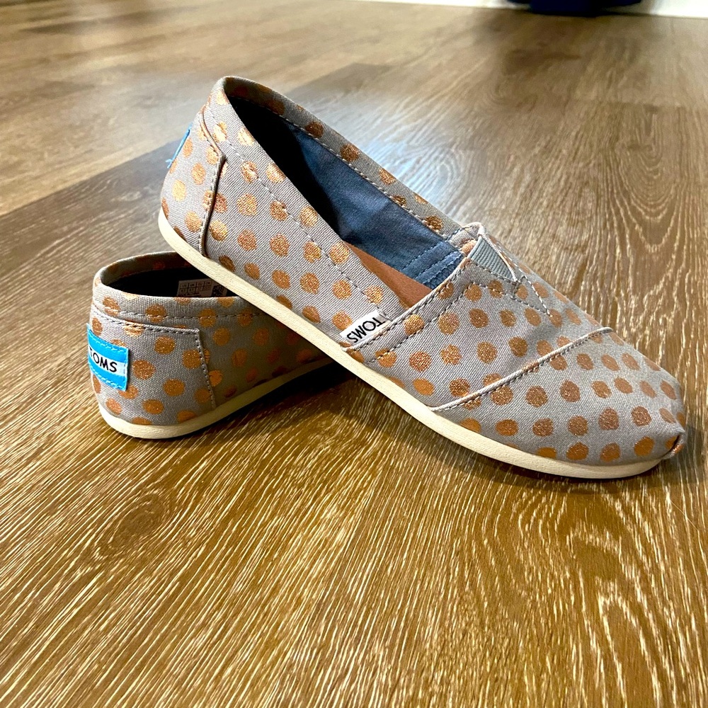 Grey Toms 6.5 with Rose Gold Sparkles!
